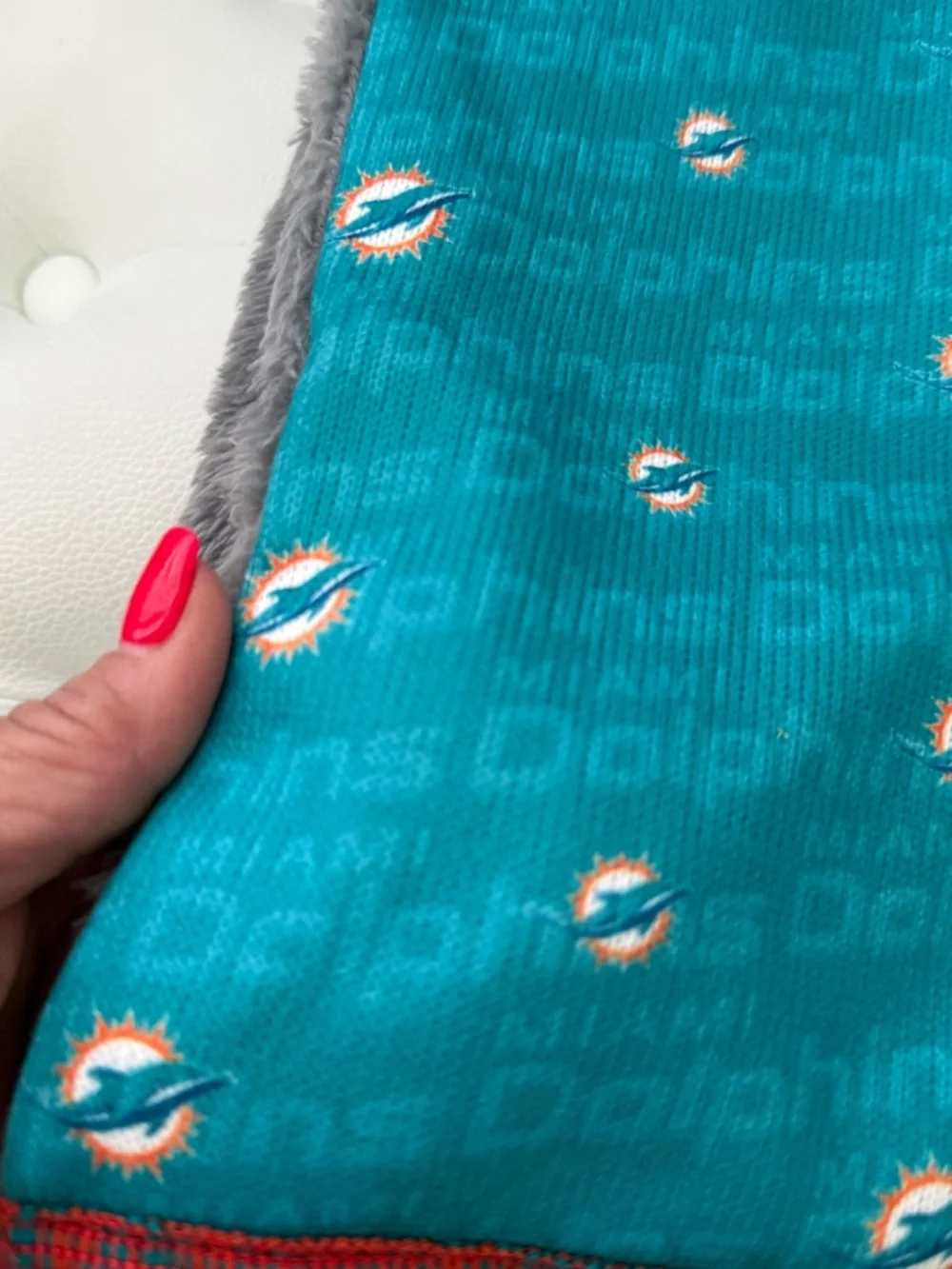 NEW! Miami Dolphins Teal & Orange Logo Scarf